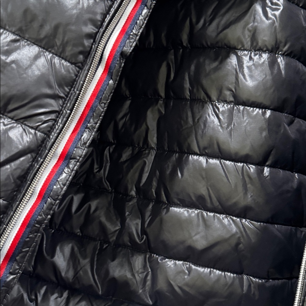 NWT Tommy Hilfiger Black Zip Up Puffer Jacket Size Large - Picture 10 of 11